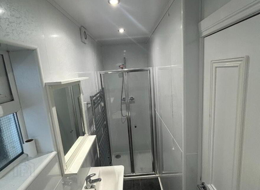 Unit 2, 41 Malone Road, Bachelors Row, Belfast, BT9 6RX