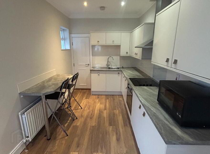 Unit 2, 41 Malone Road, Bachelors Row, Belfast, BT9 6RX