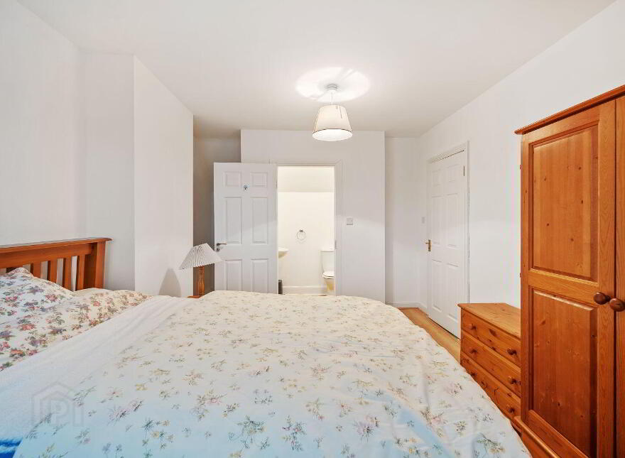 4 Green Park, Wilton Lawn, Glasheen, T12Y3F9