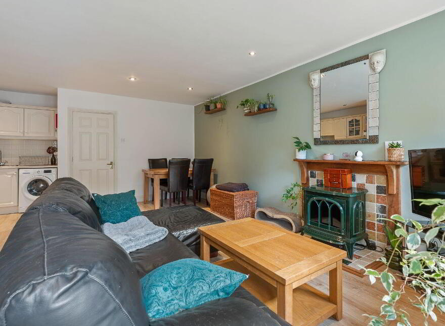 17 Woodville, Rochestown, T12X382