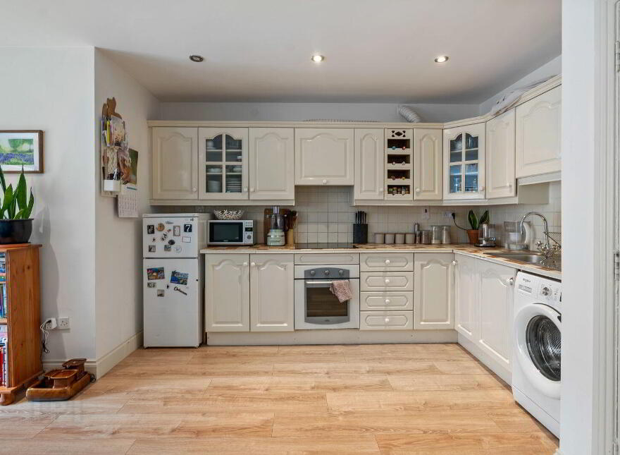 17 Woodville, Rochestown, T12X382