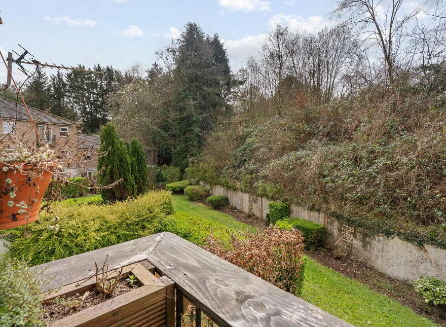 17 Woodville, Rochestown, T12X382