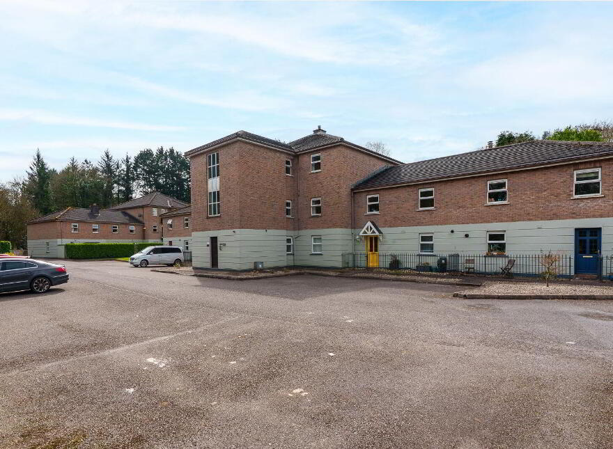 17 Woodville, Rochestown, T12X382