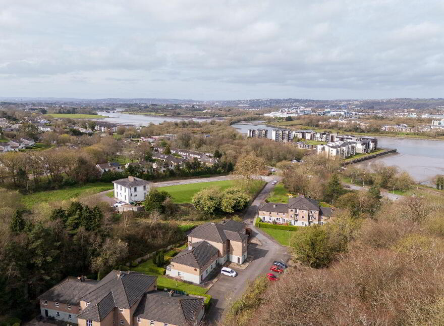 17 Woodville, Rochestown, T12X382