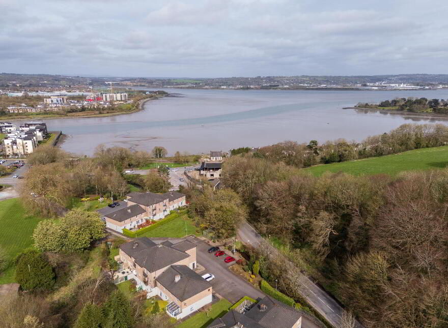 17 Woodville, Rochestown, T12X382