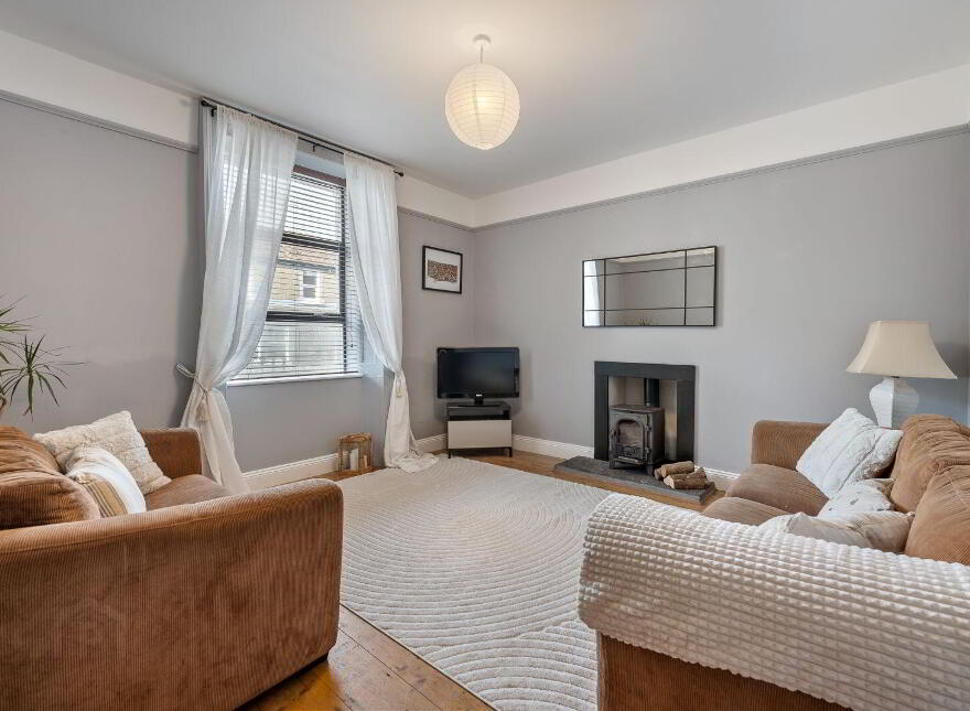 9 Woodland View, Old Youghal Road, Dillons Cross, T23V8C5