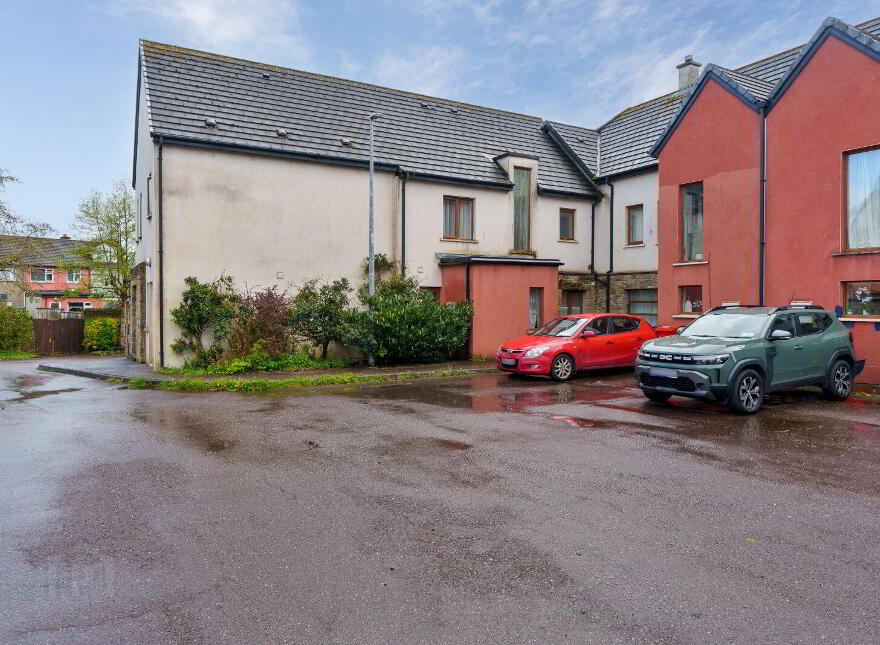 21 Oakridge, Meadowlands, Macroom, P12TR58