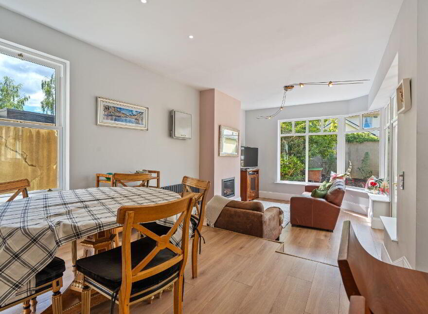 30 Lindville, Blackrock, T12NXR9