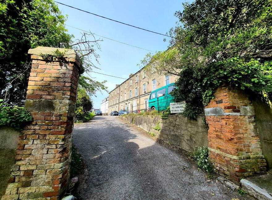 4 Alexandra Place, Wellington Road, St. Lukes, T23Y020