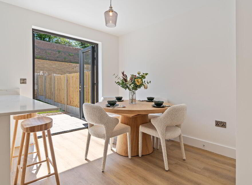 30 The Green, Belview Wood, Maryborough, Douglas, T12RVR0
