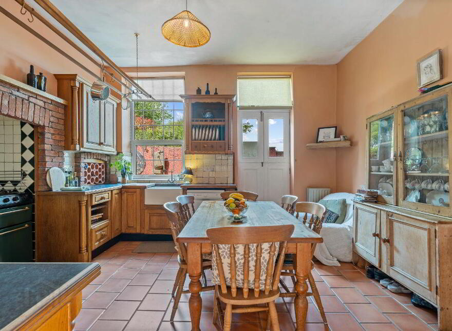 Toureen House, Passage West, T12N23V