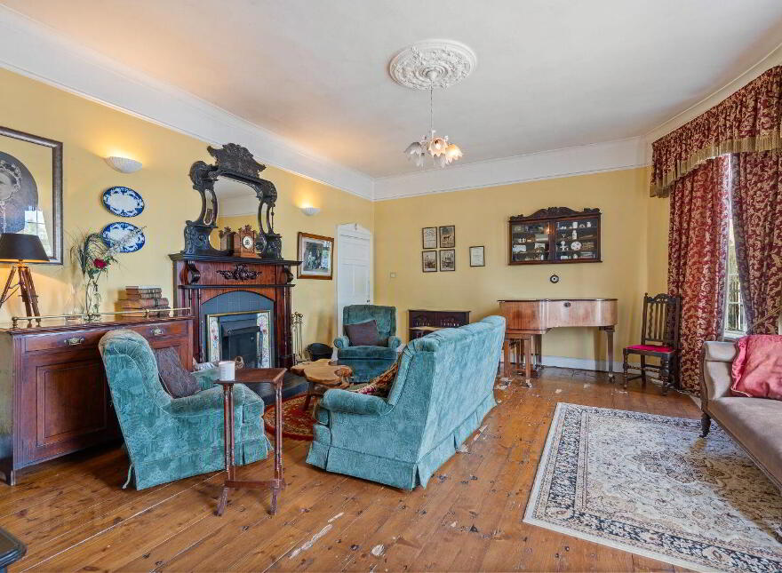 Toureen House, Passage West, T12N23V