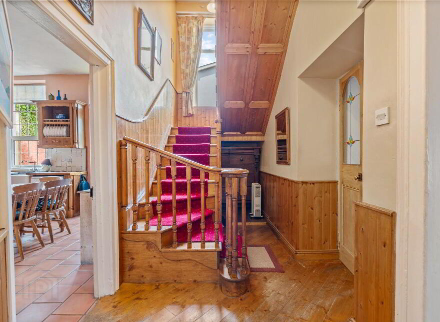 Toureen House, Passage West, T12N23V