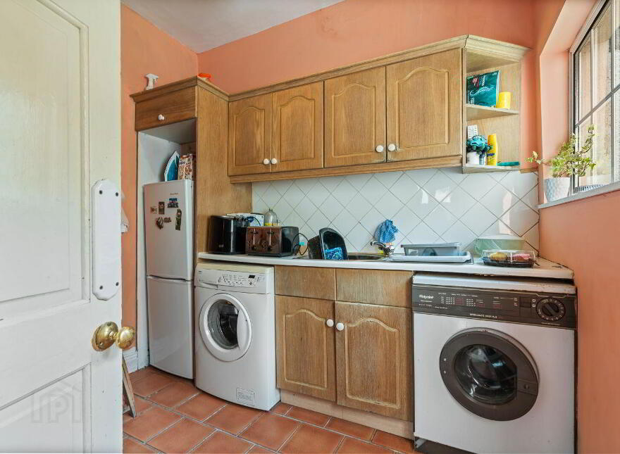 Toureen House, Passage West, T12N23V