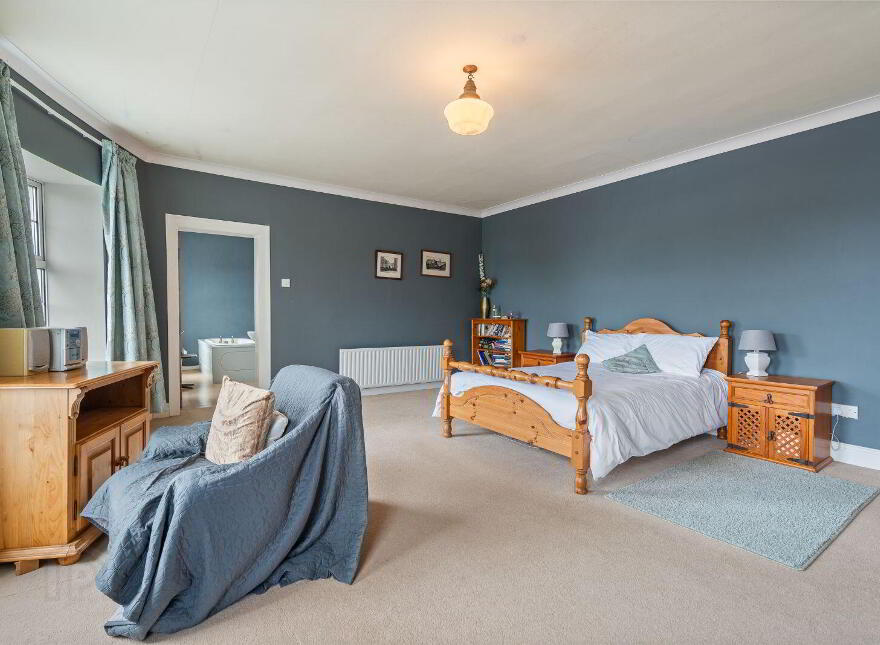 Toureen House, Passage West, T12N23V
