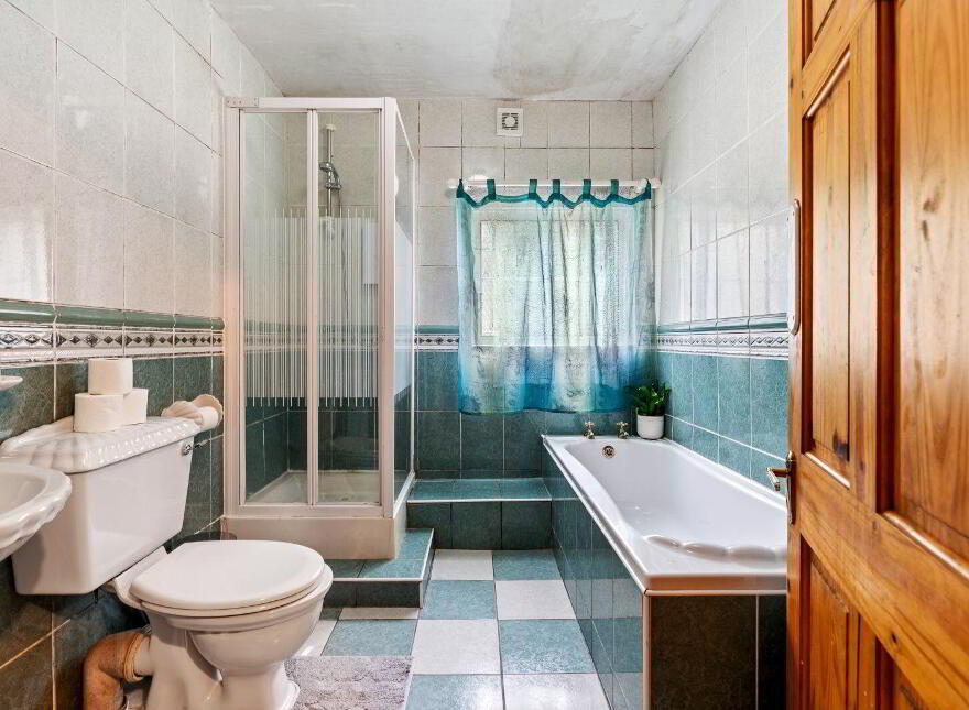 Toureen House, Passage West, T12N23V