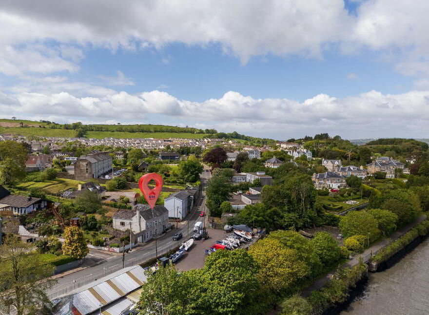 Toureen House, Passage West, T12N23V