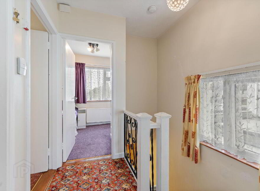 15 Ardmanning Lawn, The Lough, T12E2F1