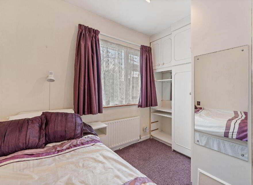 15 Ardmanning Lawn, The Lough, T12E2F1