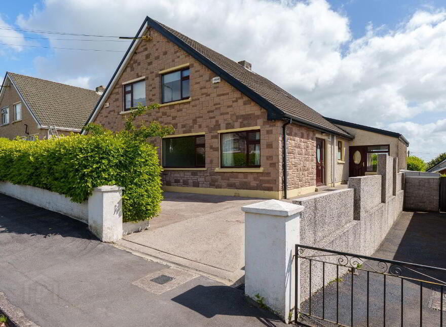 34 Silverheights Avenue, Mayfield, T23E2K4