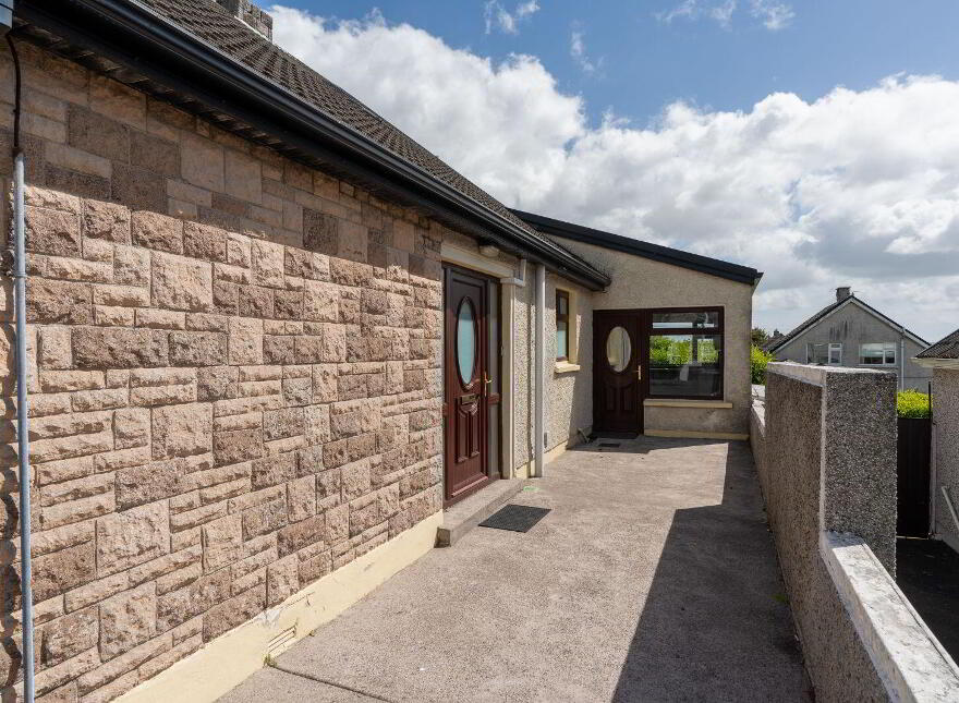 34 Silverheights Avenue, Mayfield, T23E2K4