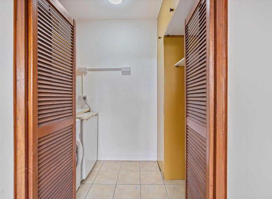 34 Silverheights Avenue, Mayfield, T23E2K4