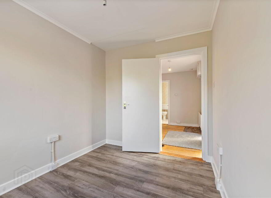34 Silverheights Avenue, Mayfield, T23E2K4