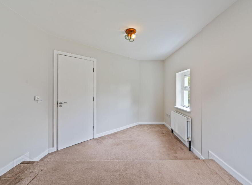 Lothea, Spur Hill, Doughcloyne, T12D2YY