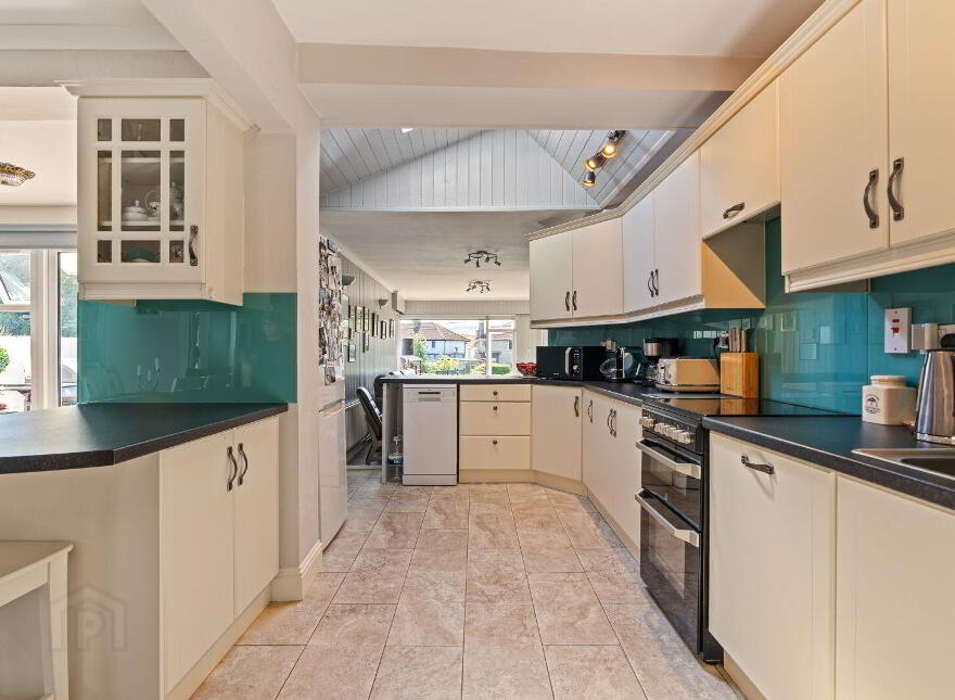 10 Cedar Grove, Bishopstown, T12Y9YN