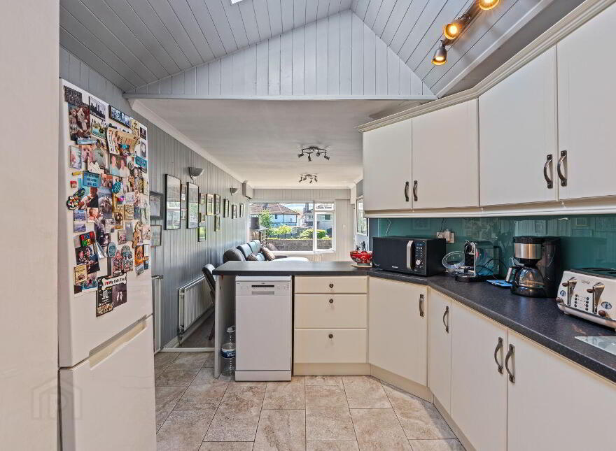 10 Cedar Grove, Bishopstown, T12Y9YN