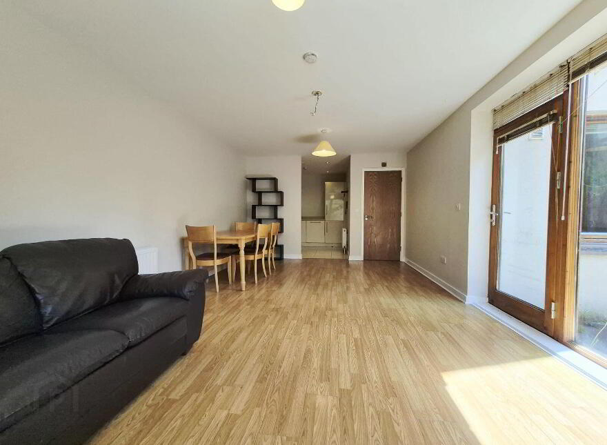 16 Blackrock Mews, Eden, Blackrock, T12DA59