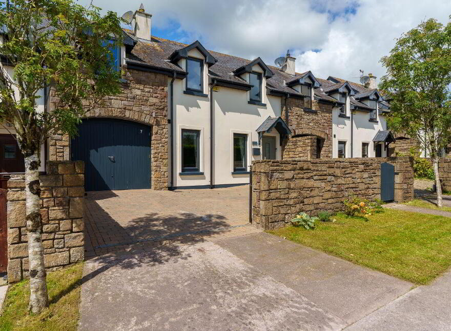 7 Roseview, Whitechurch, T34D688
