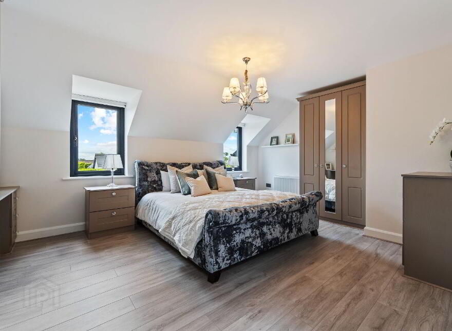 7 Roseview, Whitechurch, T34D688