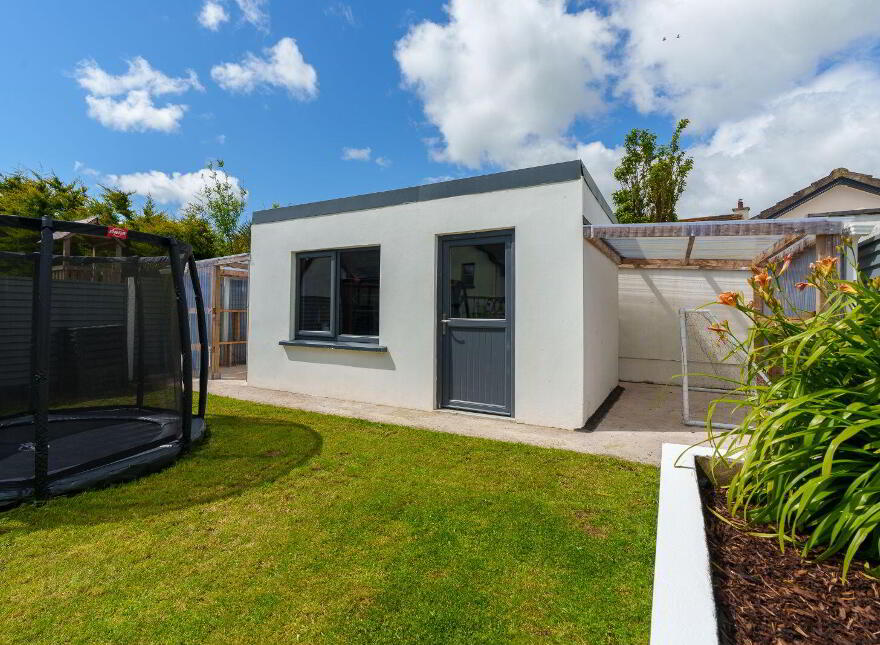 7 Roseview, Whitechurch, T34D688