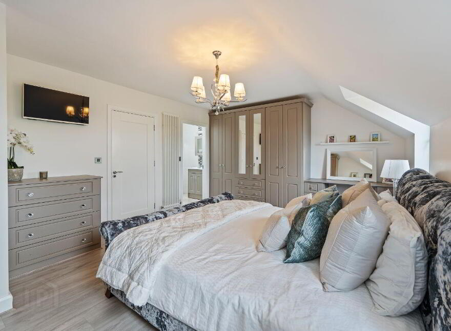 7 Roseview, Whitechurch, T34D688