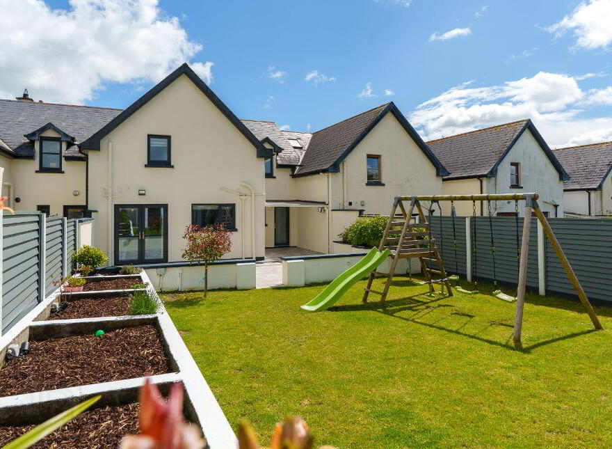 7 Roseview, Whitechurch, T34D688