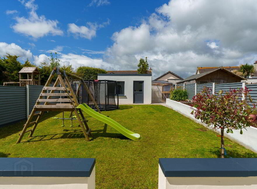 7 Roseview, Whitechurch, T34D688