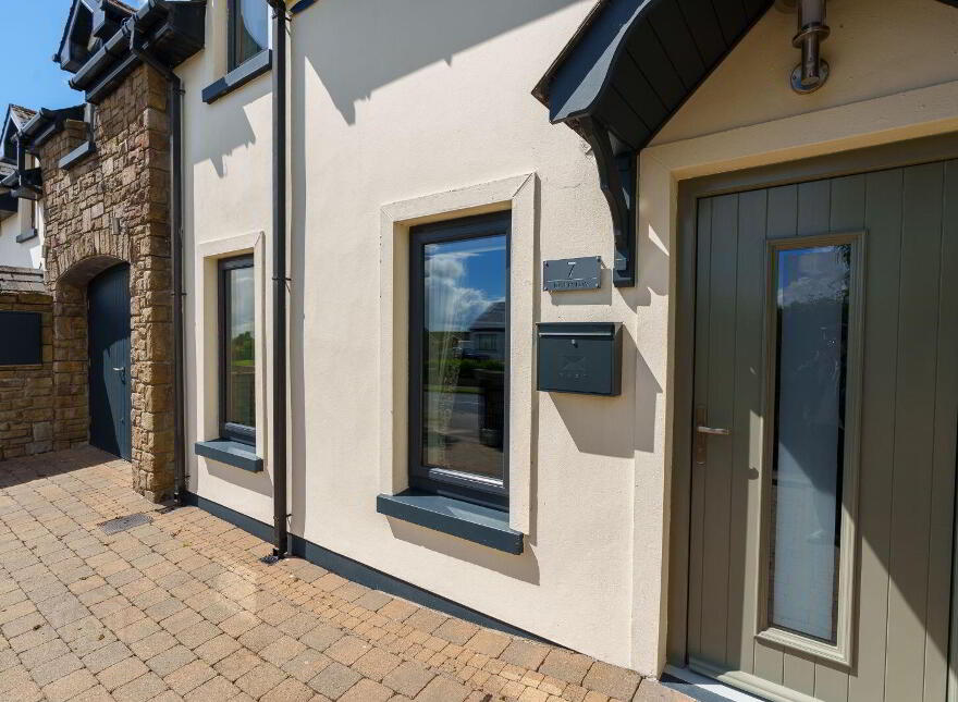 7 Roseview, Whitechurch, T34D688