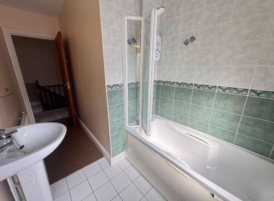 4 Mill Race Mews, Chapel Street, Bandon, P72E027