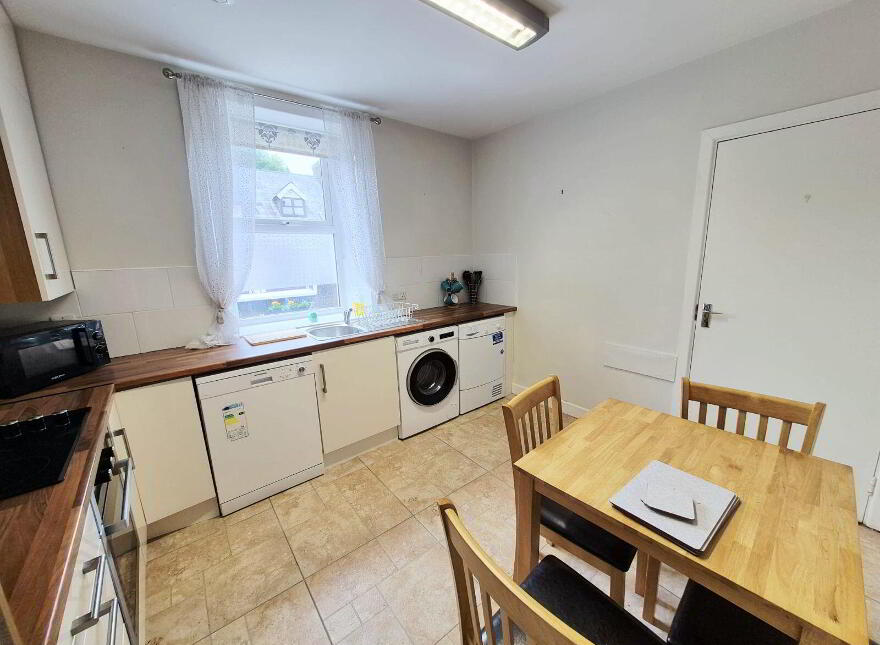 5 Cahergal Terrace, Old Youghal Road, Dillons Cross, T23HHW3