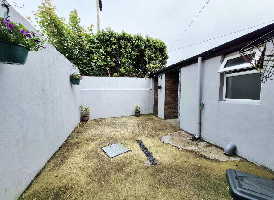 5 Cahergal Terrace, Old Youghal Road, Dillons Cross, T23HHW3
