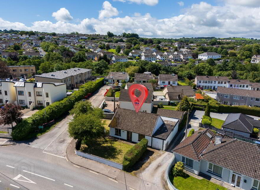 Eastview, Ardarrig Park, Carrigaline Road, Douglas, T12F77H