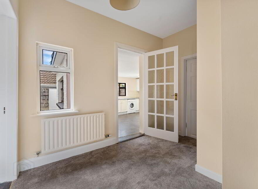 Eastview, Ardarrig Park, Carrigaline Road, Douglas, T12F77H