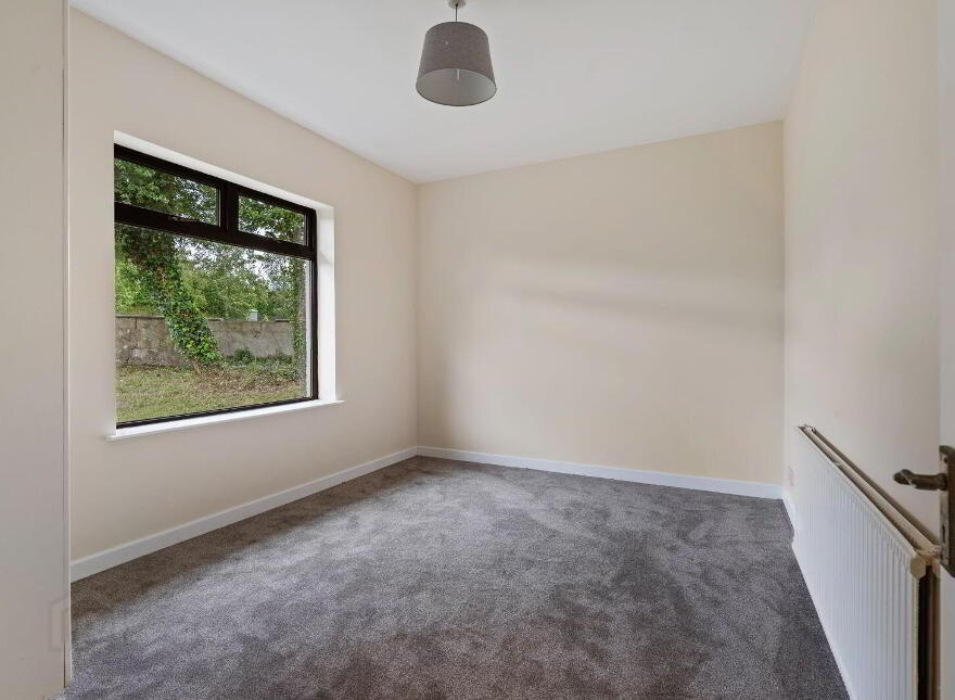 Eastview, Ardarrig Park, Carrigaline Road, Douglas, T12F77H