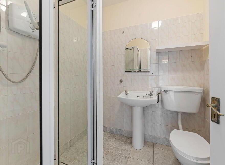 Eastview, Ardarrig Park, Carrigaline Road, Douglas, T12F77H