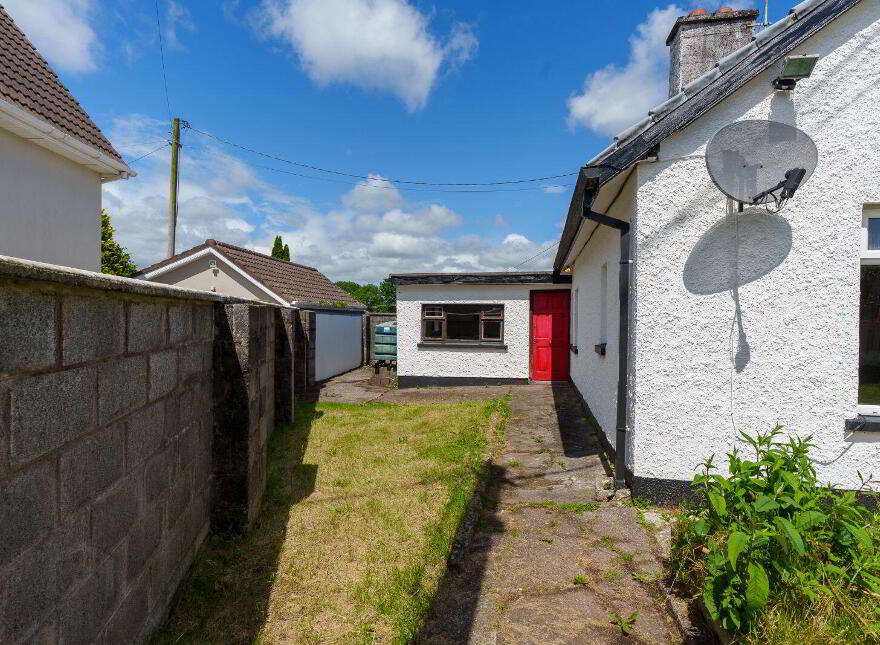 Eastview, Ardarrig Park, Carrigaline Road, Douglas, T12F77H