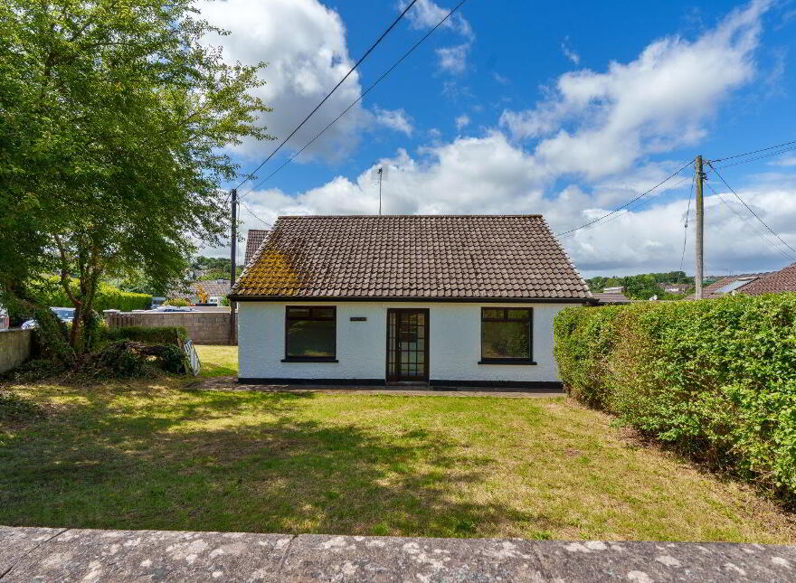 Eastview, Ardarrig Park, Carrigaline Road, Douglas, T12F77H