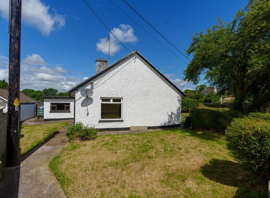 Eastview, Ardarrig Park, Carrigaline Road, Douglas, T12F77H