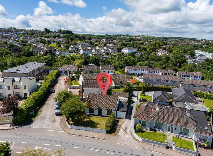 Eastview, Ardarrig Park, Carrigaline Road, Douglas, T12F77H