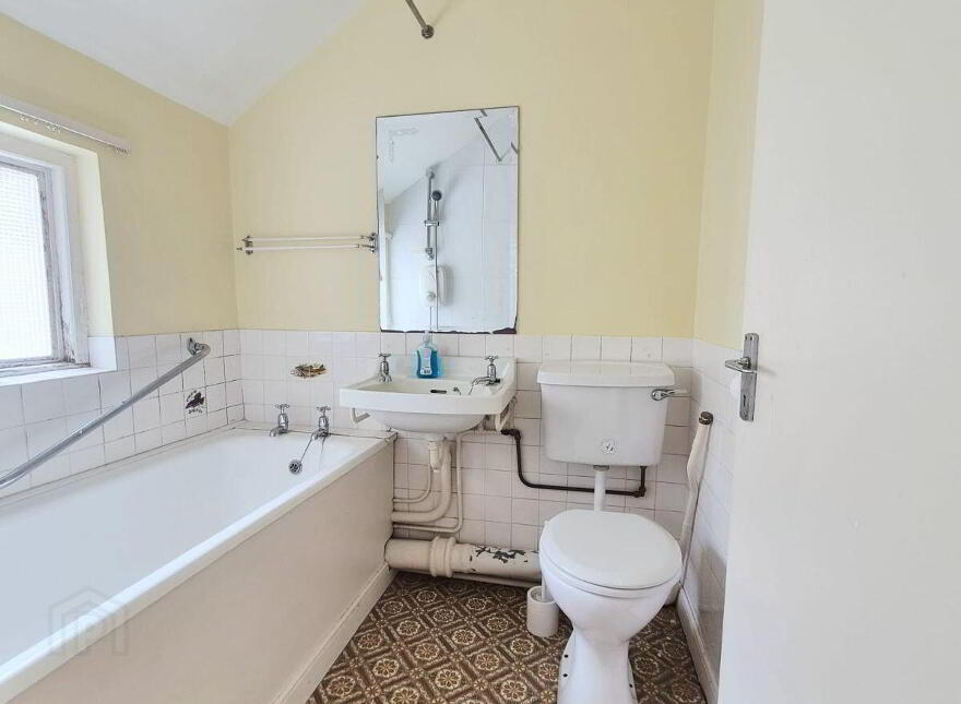 10 Sunview Terrace, College Road, Cork City Centre, T12C3FN
